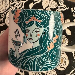 Starbucks Holiday 2018 Siren mug